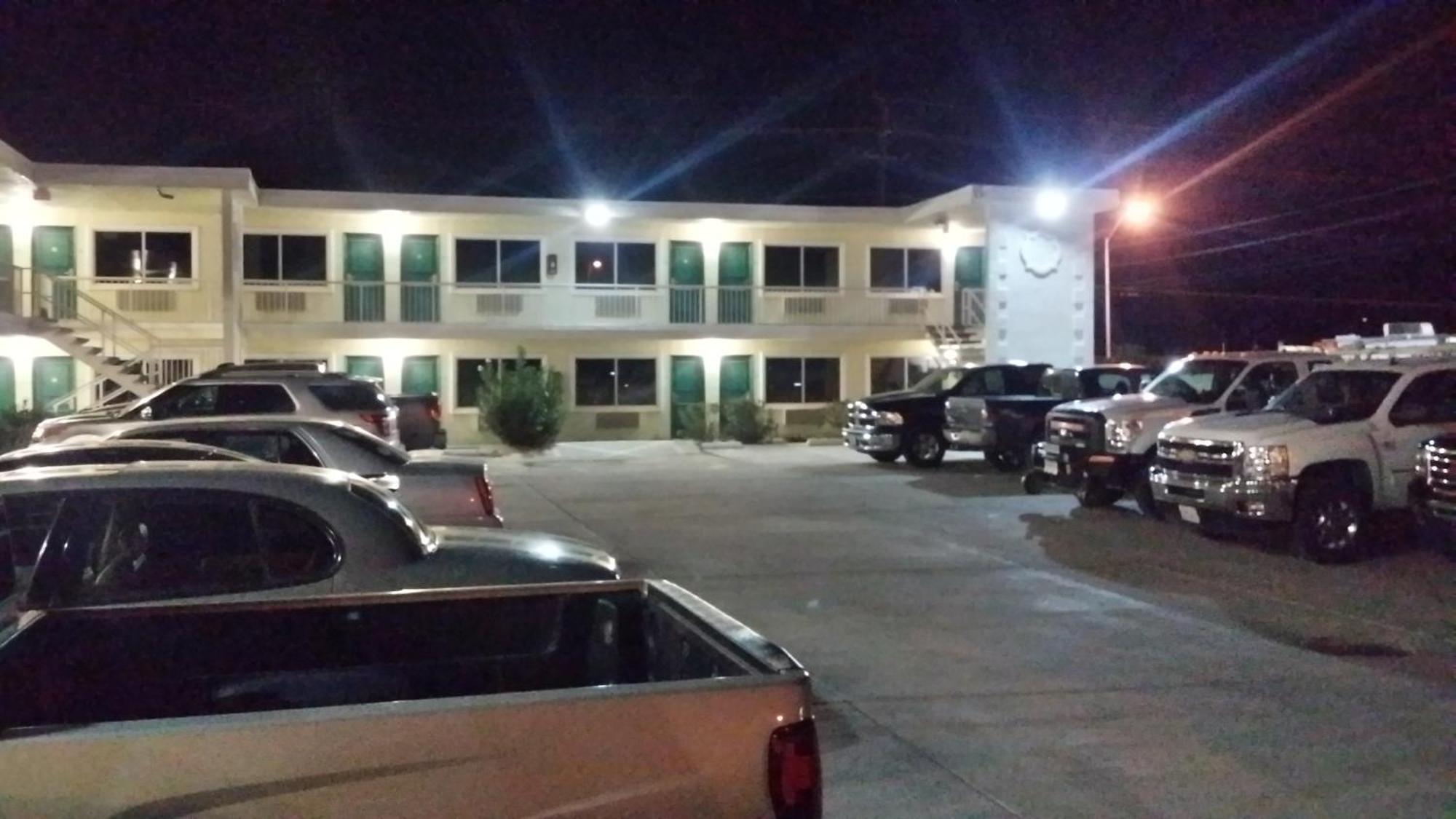 Desert Mirage Inn & Suites Needles Exterior photo